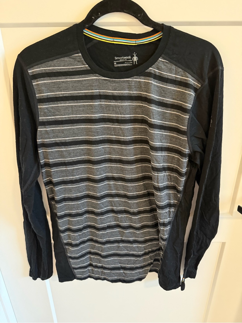 Smartwool Merino 150 Base Layer Shirt Men M Black Gray Striped Long Sleeve Wool